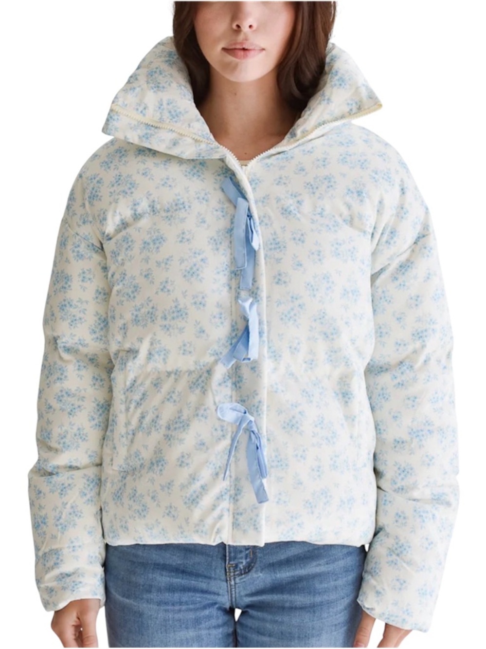 Main Strip White & Blue Floral Puff Jacket with Blue Ribbon Ties Size Large
